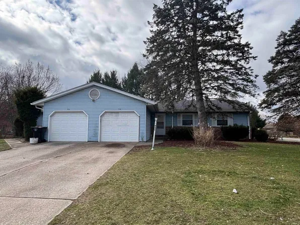 926-930 Laurelwood Dr, South Bend, IN 46637