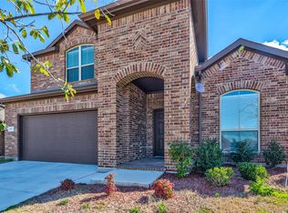 417 Spring Dr, Saginaw, TX 76131