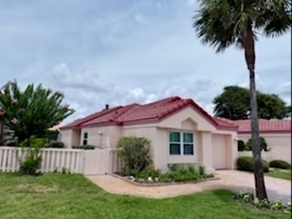 3rd image of 1719 Sea Fair Dr