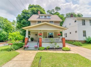 1327 Edwards Ave, Lakewood, OH 44107