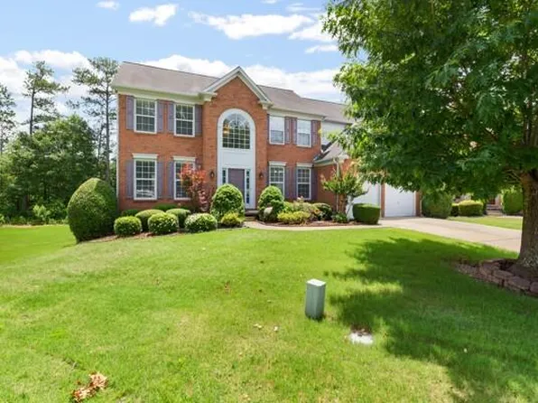 5003 Pacific Dunes Dr, Suwanee, GA 30024