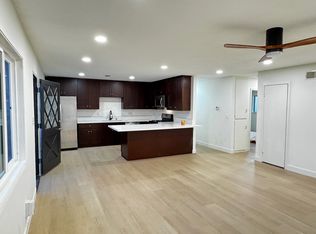 7021 Betty Dr, Huntington Beach, CA 92647