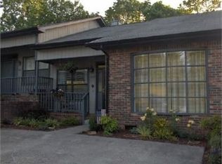 109 Brandeis Ln, Oak Ridge, TN 37830