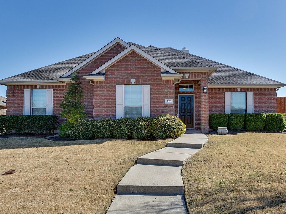 1st image of 3835 Laurel Crossing Dr