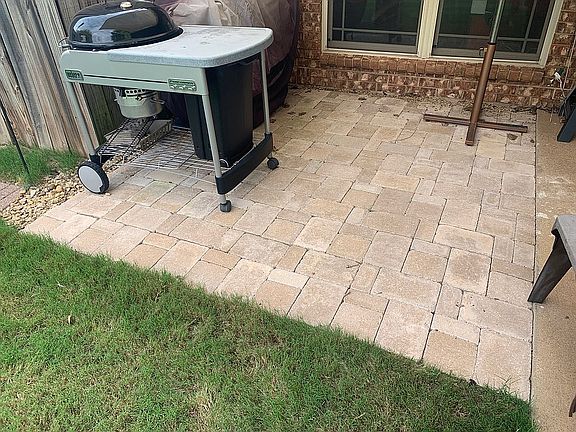 5th image of 14100 Osage Dr