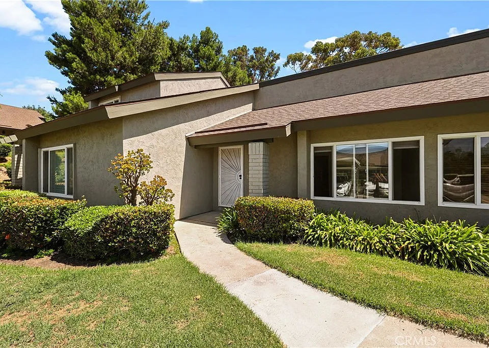 10838 Caravelle Pl