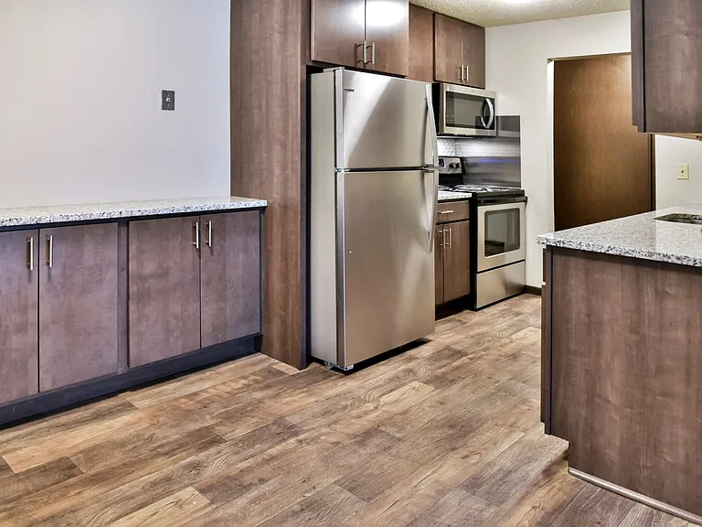 Eagan Place — Photo 35