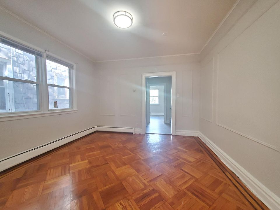 2nd image of 124 Neptune Ave APT 2
