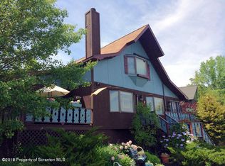 20 Summer Pl, Union Dale, PA 18470