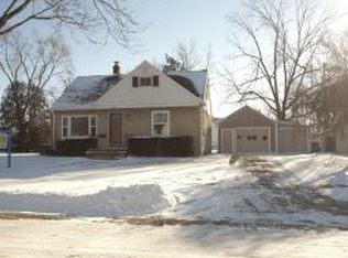 909 E 1st St, Kimberly, WI 54136
