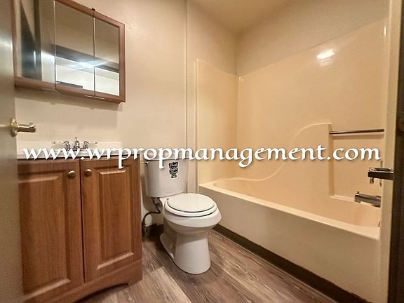 2nd image of 1010 Ostrich Ln #8