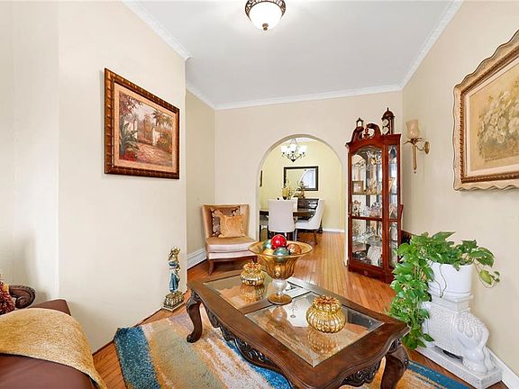 4th image of 85 McKinley Ave