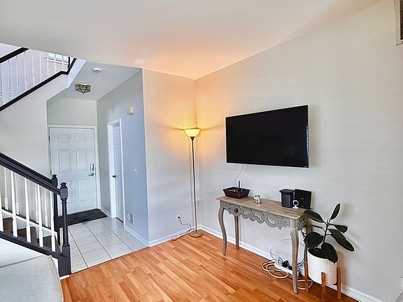 5th image of 14200 S Napa Cir