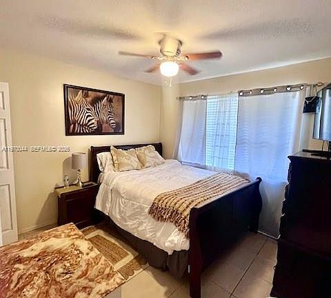 5th image of 10076 NW 6th St #201