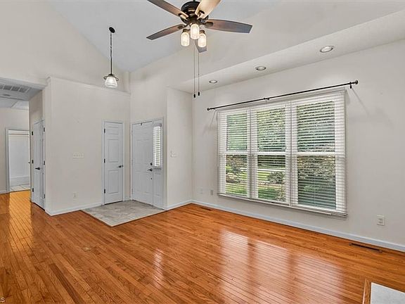 3rd image of 7108 Harper Ridge Ct