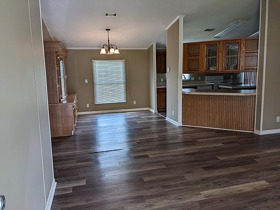 5th image of 1006 Idlebrook Dr