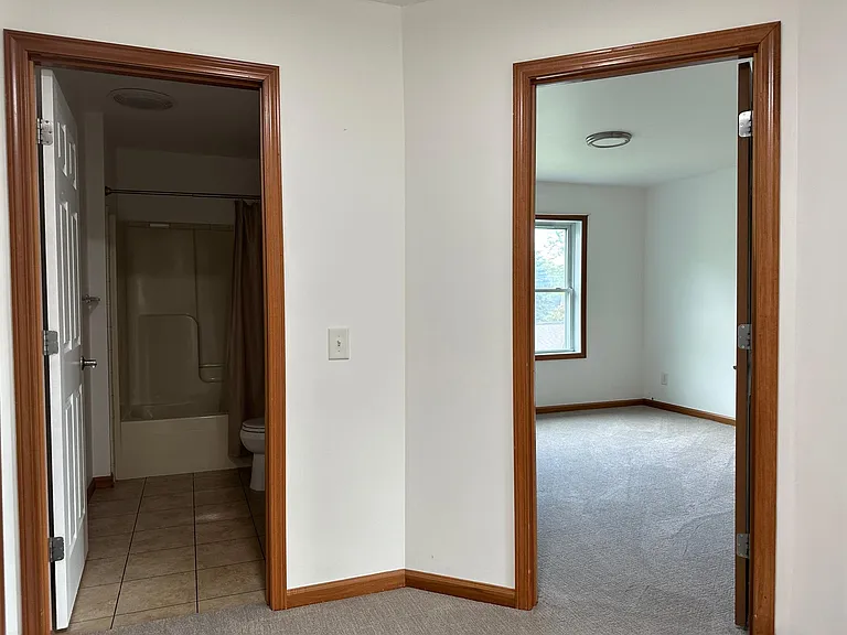 6455 Williams Lake Rd — Photo 30