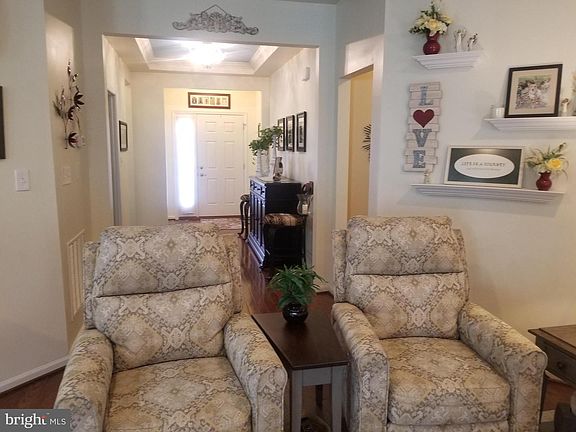 5th image of 554 Stonehaven Dr