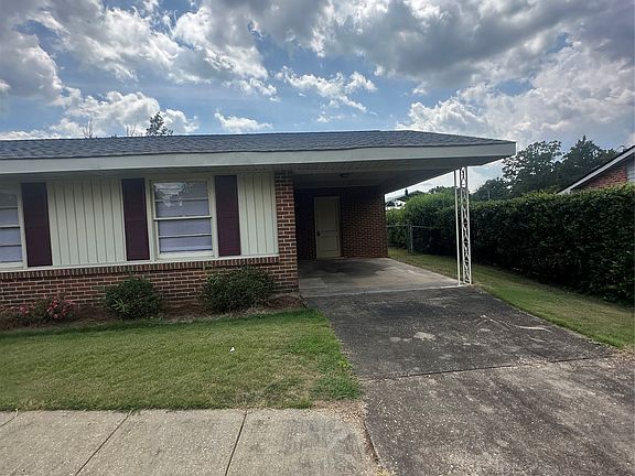 2nd image of 4336 Donovan Dr