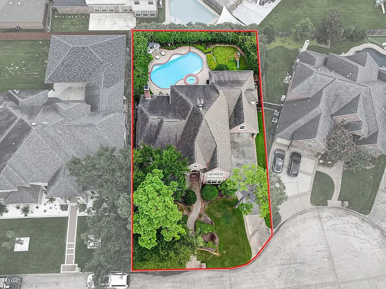 16410 Emilia Ct — Photo 36