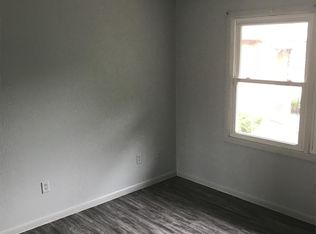 252 Mayfield Ave APT C, Valparaiso, IN 46383