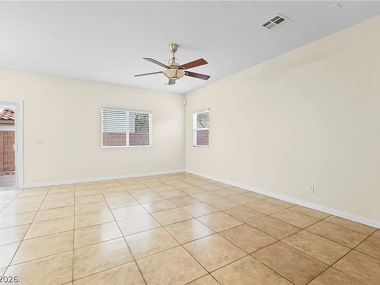 8649 Abbey Dell Ave — Photo 4