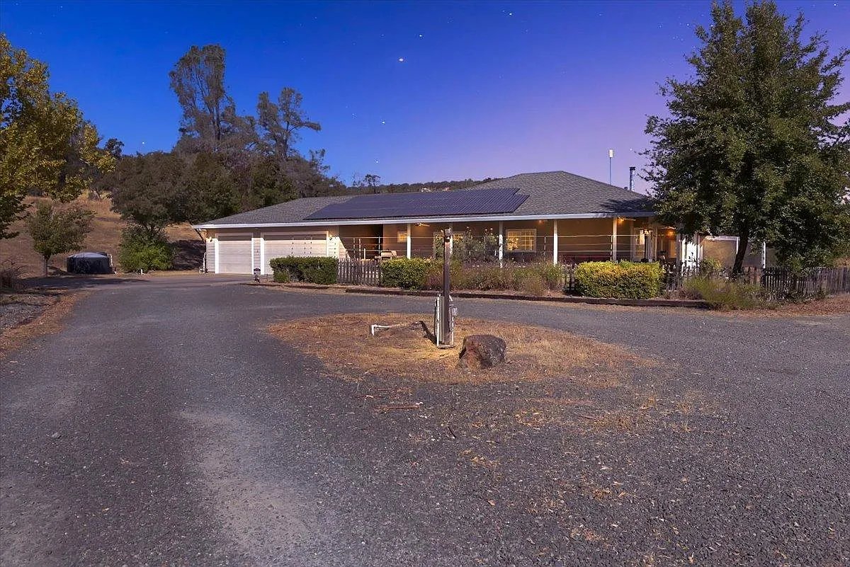 5451 Marysville Rd photo 1