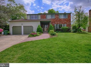 14 Spring Ct, Cherry Hill, NJ 08003