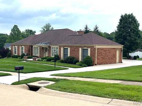 287 Glen Valley Dr, Chesterfield, MO 63017