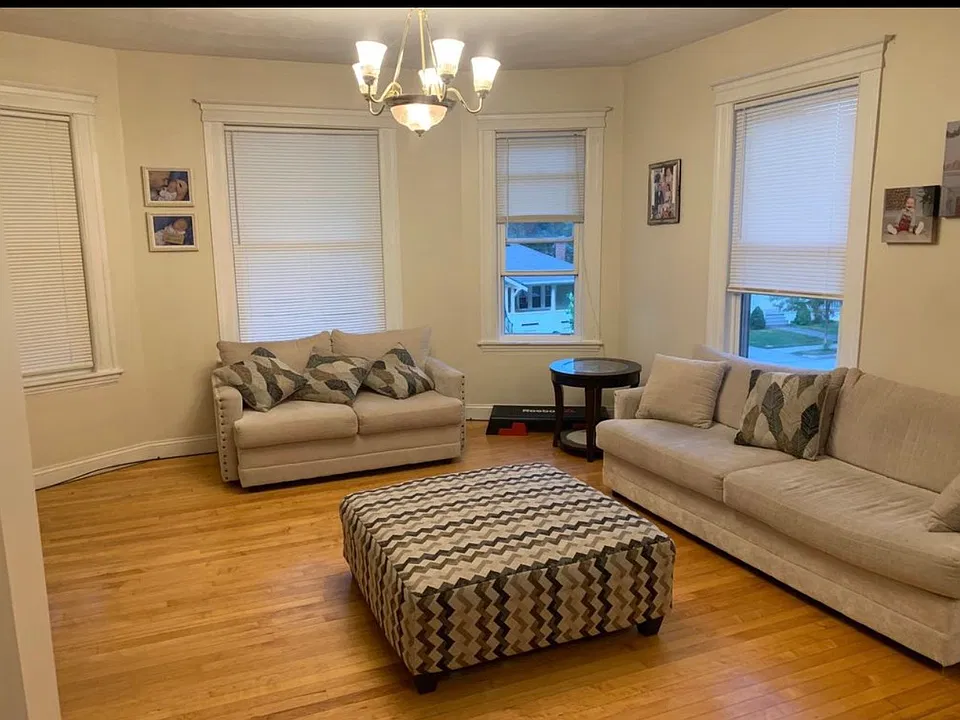 63 Richmond Ave #2