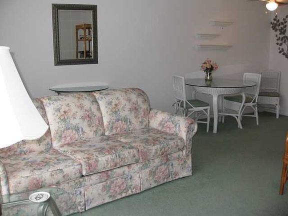 5th image of 2800 Indian River Blvd #8L