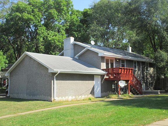 5th image of 1424 Arlington Ave E