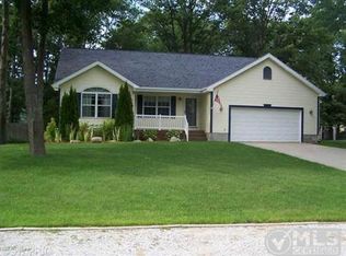 1612 Charlevoix Dr, Muskegon, MI 49445