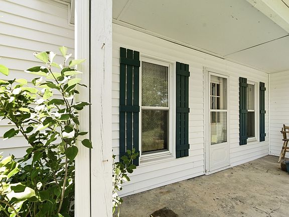 5th image of 11083 Wildman Rd