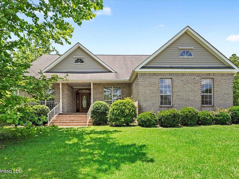 1st image of 16409 W Lake Dr
