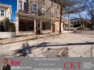 221 Spring St, Newport, RI 02840