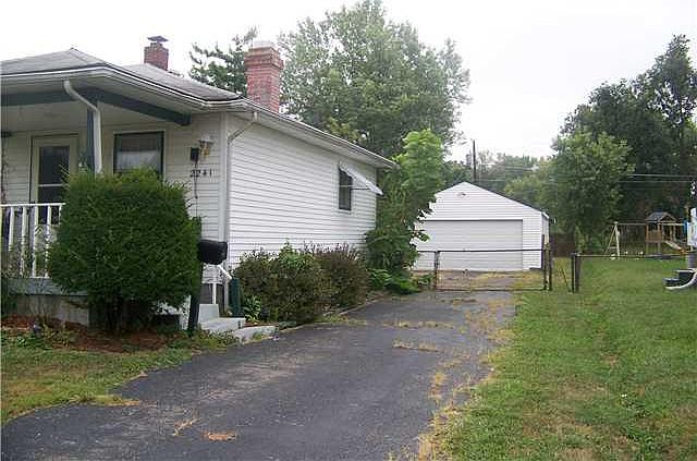 2nd image of 2241 Southern Ave