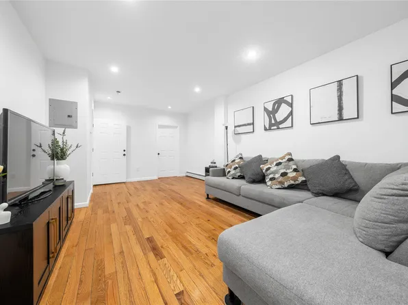 100 Autumn Avenue, Brooklyn, NY 11208