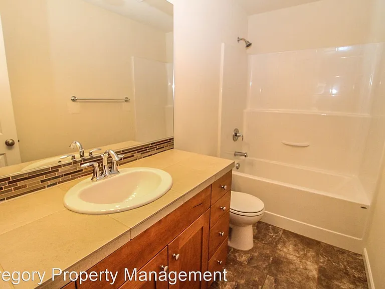 19523 33rd Dr SE — Photo 25