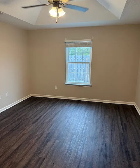 214 Bondave Ln — Photo 31