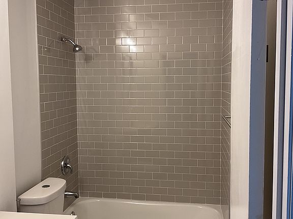 2nd image of 2912 La Villas Dr APT 204