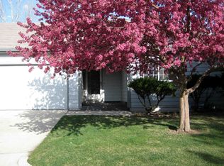 218 Cobblestone Dr, Colorado Springs, CO 80906