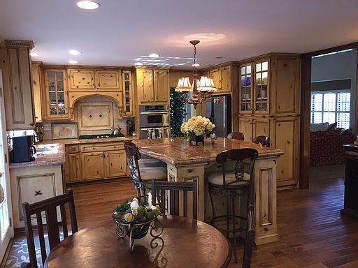 4th image of 4247 Laurel Glen Dr