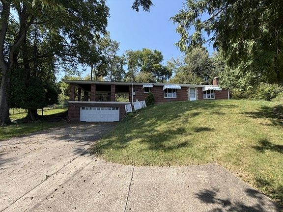 2nd image of 123B Hidden Valley Rd