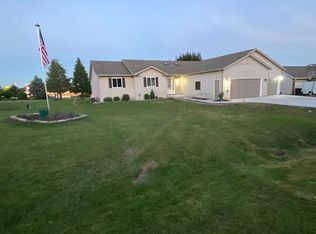 4468 Meadow Wood Cir, Deforest, WI 53532