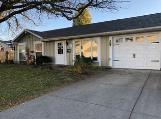 1205 E Lynn Blvd, Sterling, IL 61081