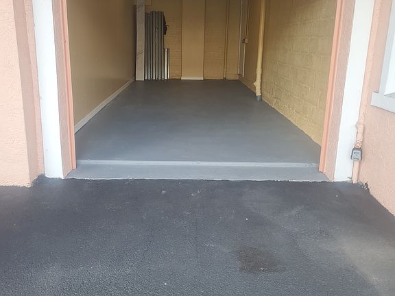 2nd image of 1008 Belmont Ln