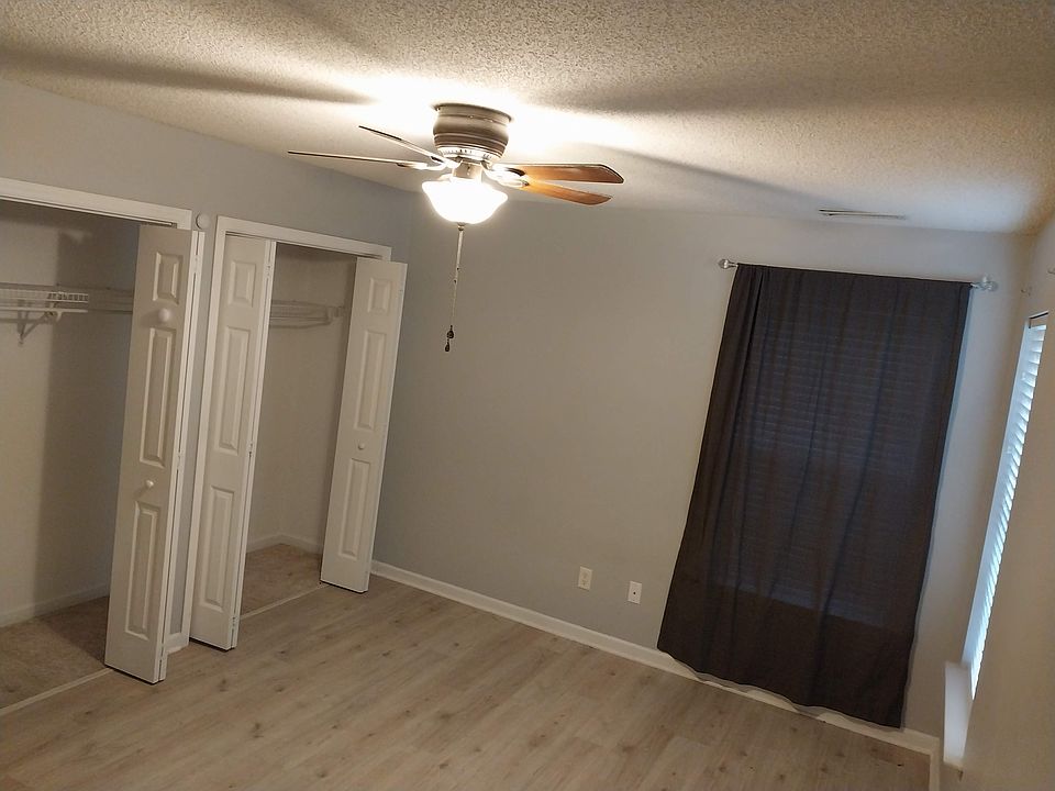 1st image of 933 Homestead Park Dr
