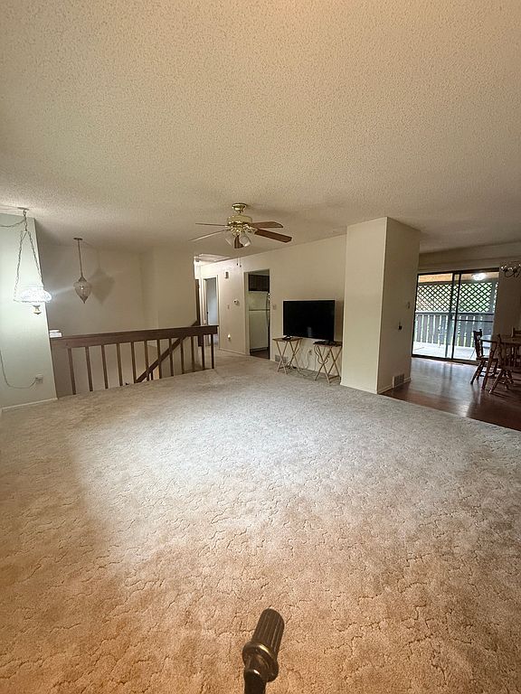 1433 Caddoa Dr