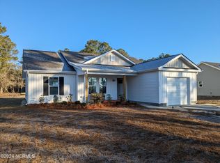 132 Montague Rd, Currie, NC 28435